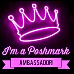👑 POSHMARK AMBASSADOR 👑